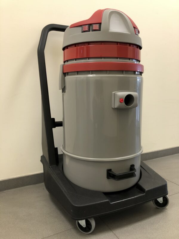 BKF Dakota 423 W zdjęcie 1